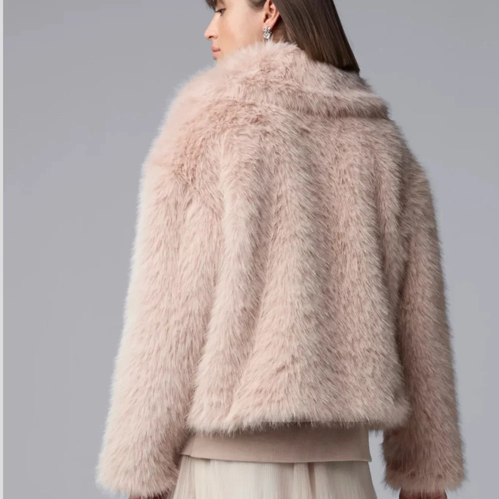 Women's Simply Vera Vera Wang Cropped Faux-Fur
Coat - Picture 2 of 7